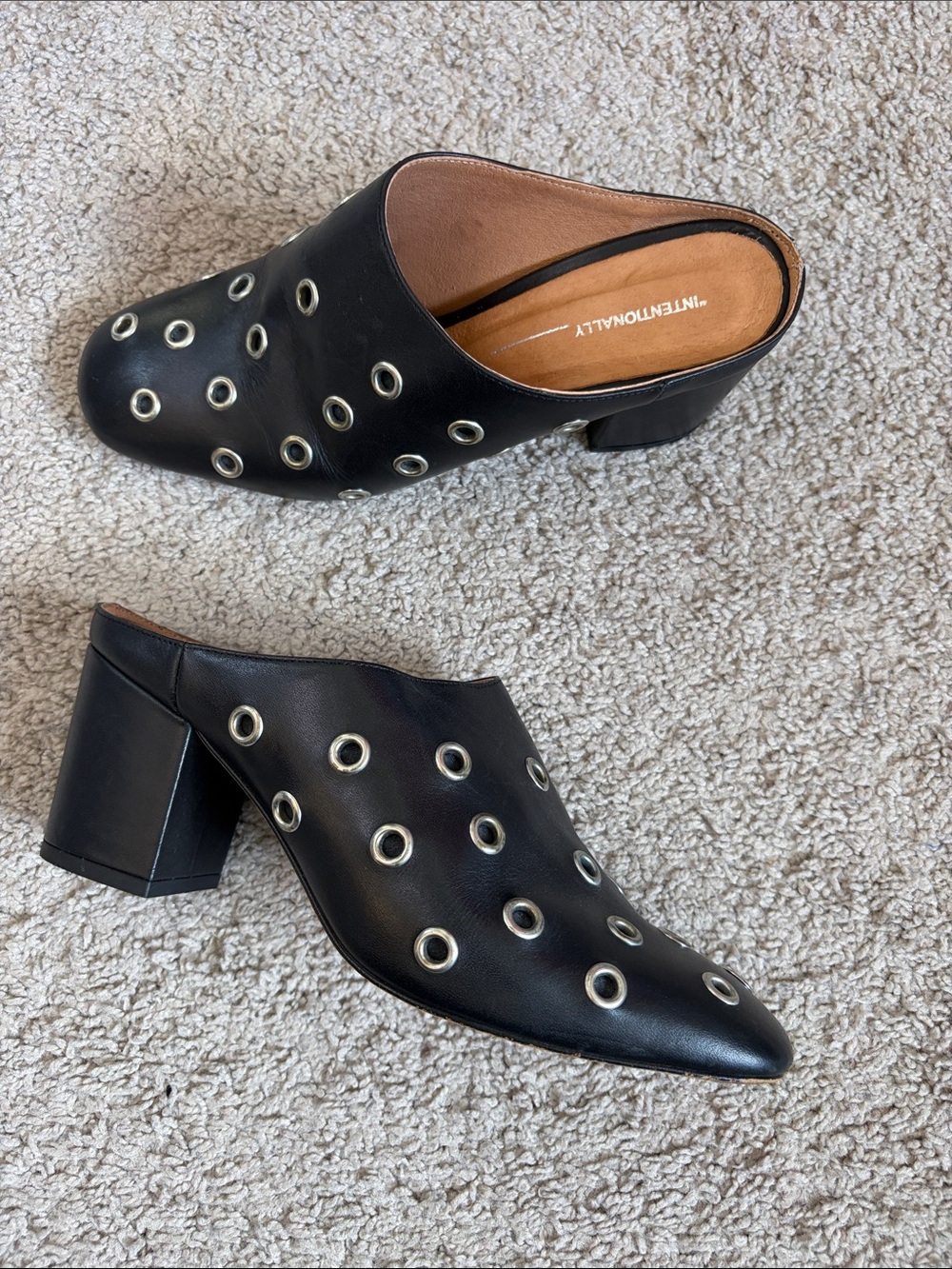 Intentionally Blank Black Circle Mule Heels Leather Silver Grommets 7 Spain